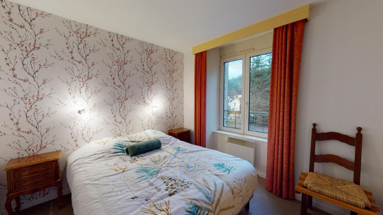 Appartamento Demoiselle Des Roches Ramonchamp Esterno foto